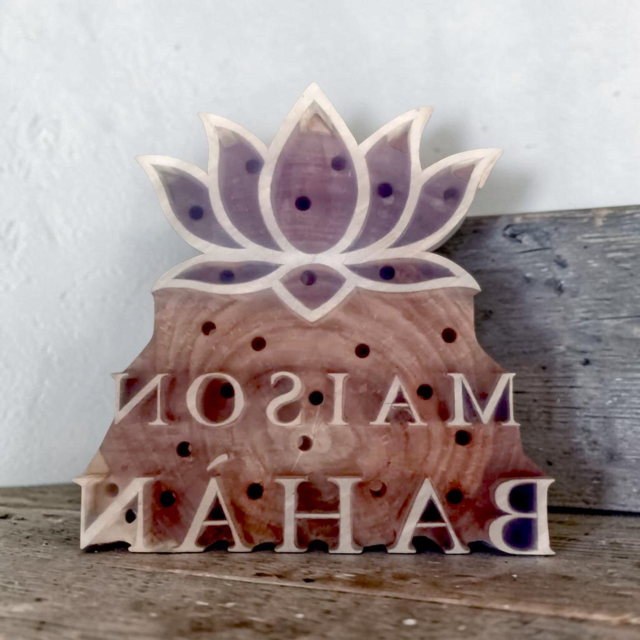 Un tote bag imprimé au block print : le packaging Maison Bahàn comme prolongement du geste artisanal