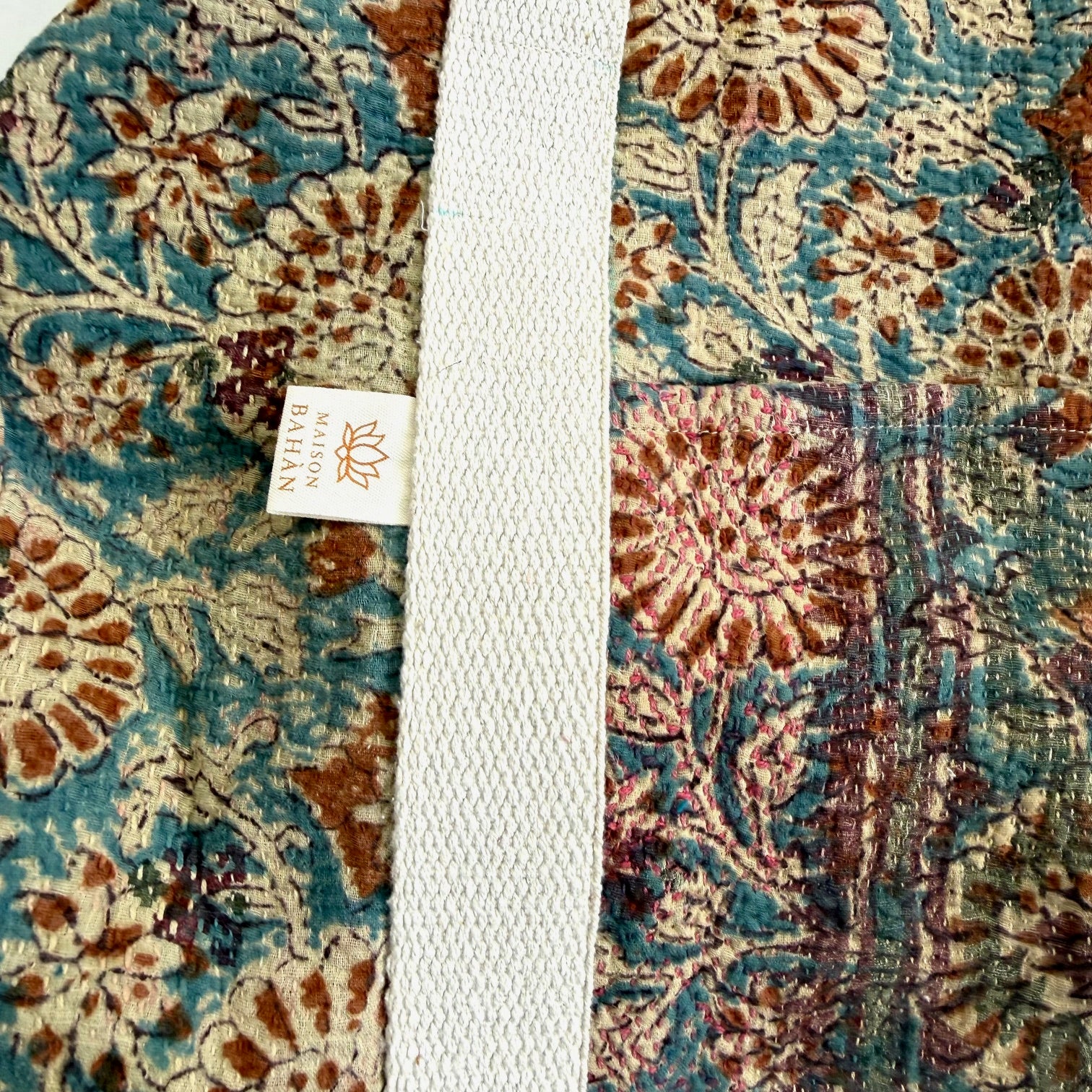 Sac week-end femme Kantha Bagru en coton artisanal vintage sac de voyage bohème Maison Bahan
