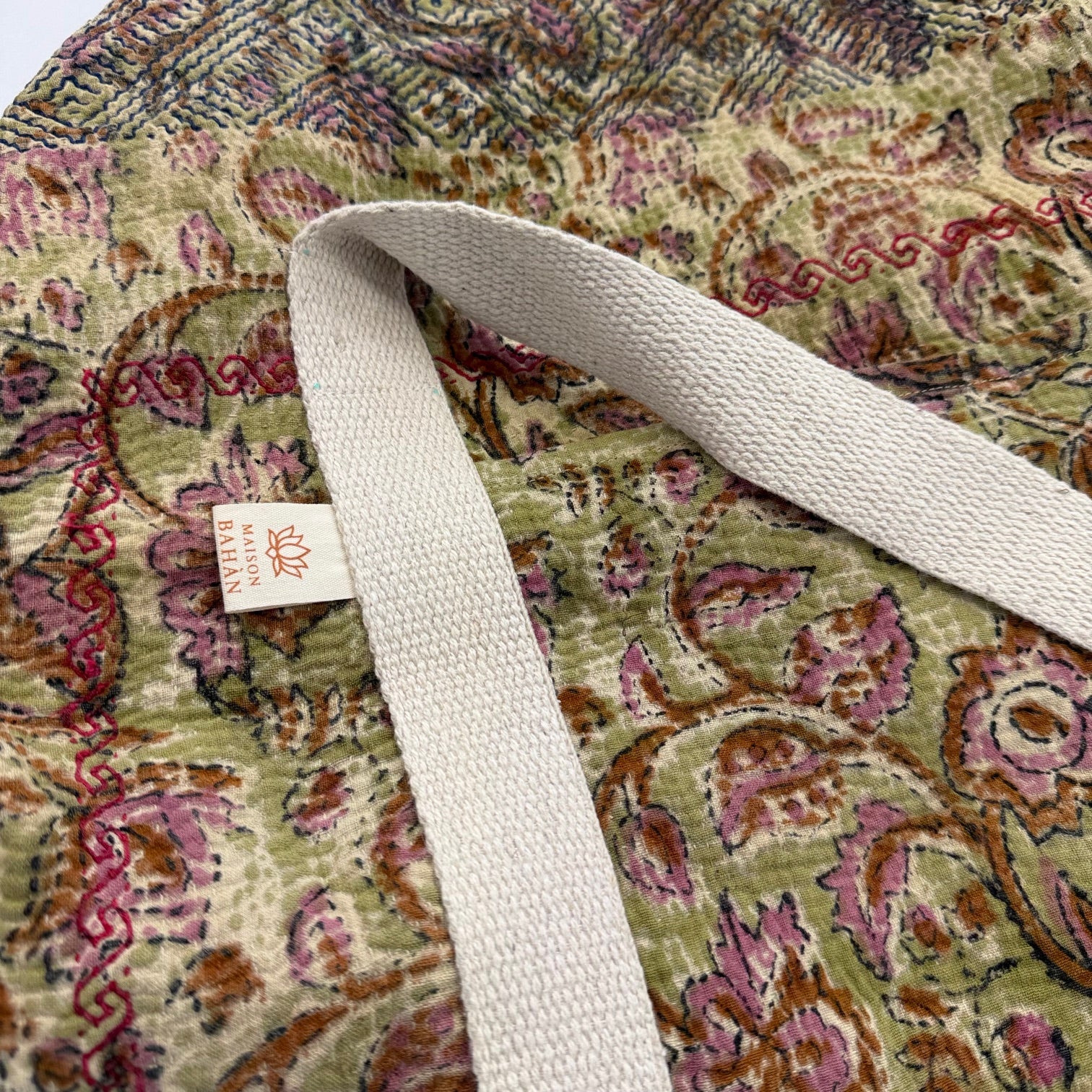 Sac week-end femme Kantha Bagru en coton artisanal vintage sac de voyage bohème Maison Bahan