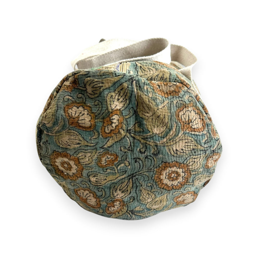 Sac week-end femme Kantha Bagru en coton artisanal vintage sac de voyage bohème Maison Bahan