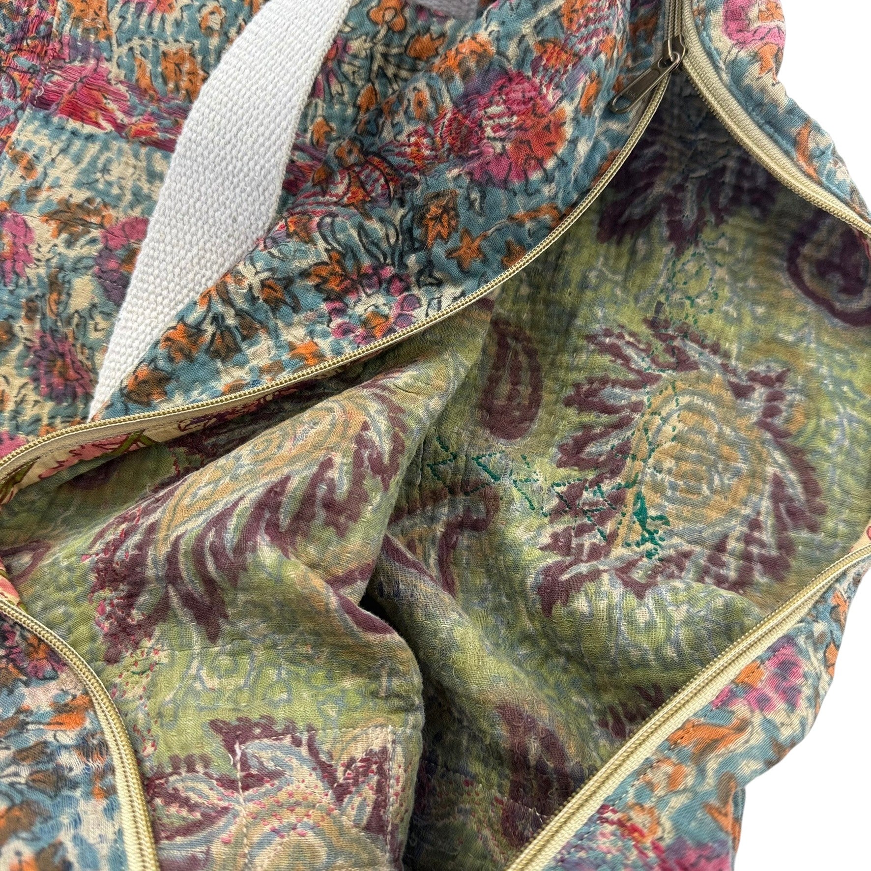 Sac week-end femme Kantha Bagru en coton artisanal vintage sac de voyage bohème Maison Bahan