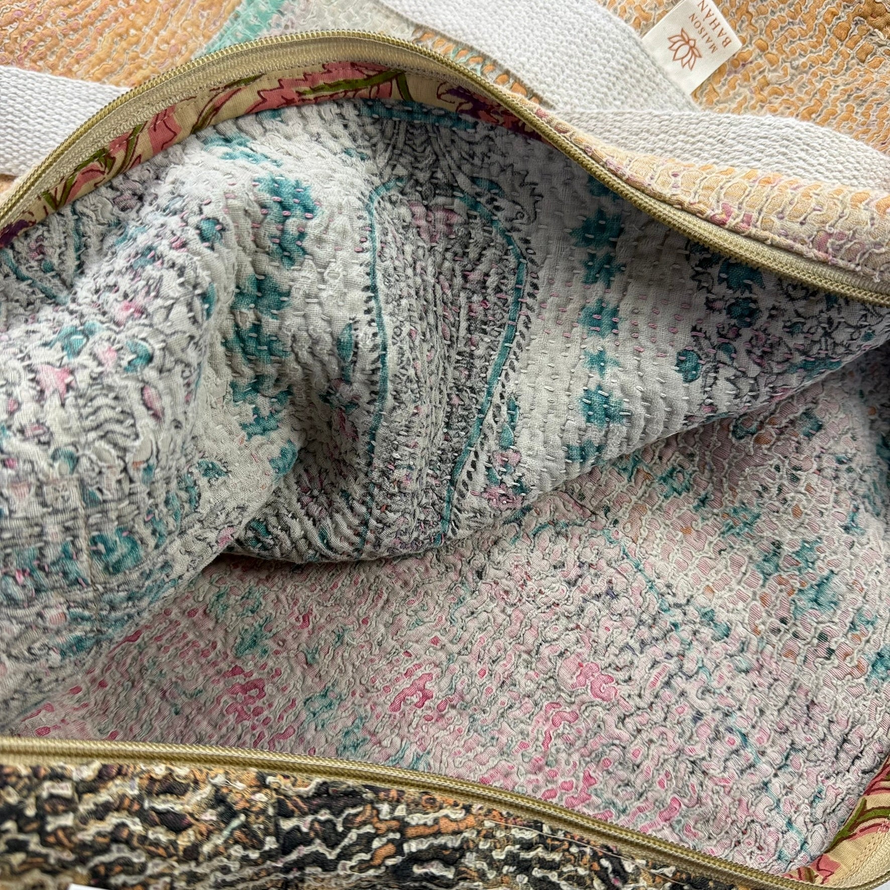 Sac week-end femme Kantha Bagru en coton artisanal vintage sac de voyage bohème Maison Bahan