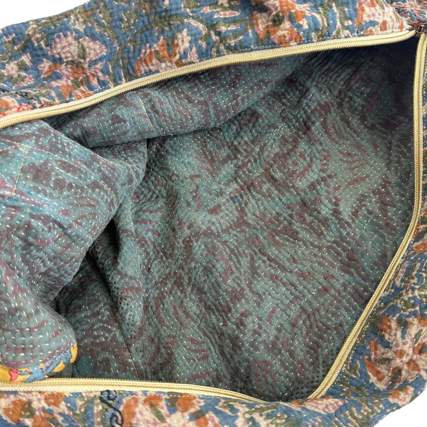 Sac week-end femme Kantha Bagru en coton artisanal vintage sac de voyage bohème Maison Bahan