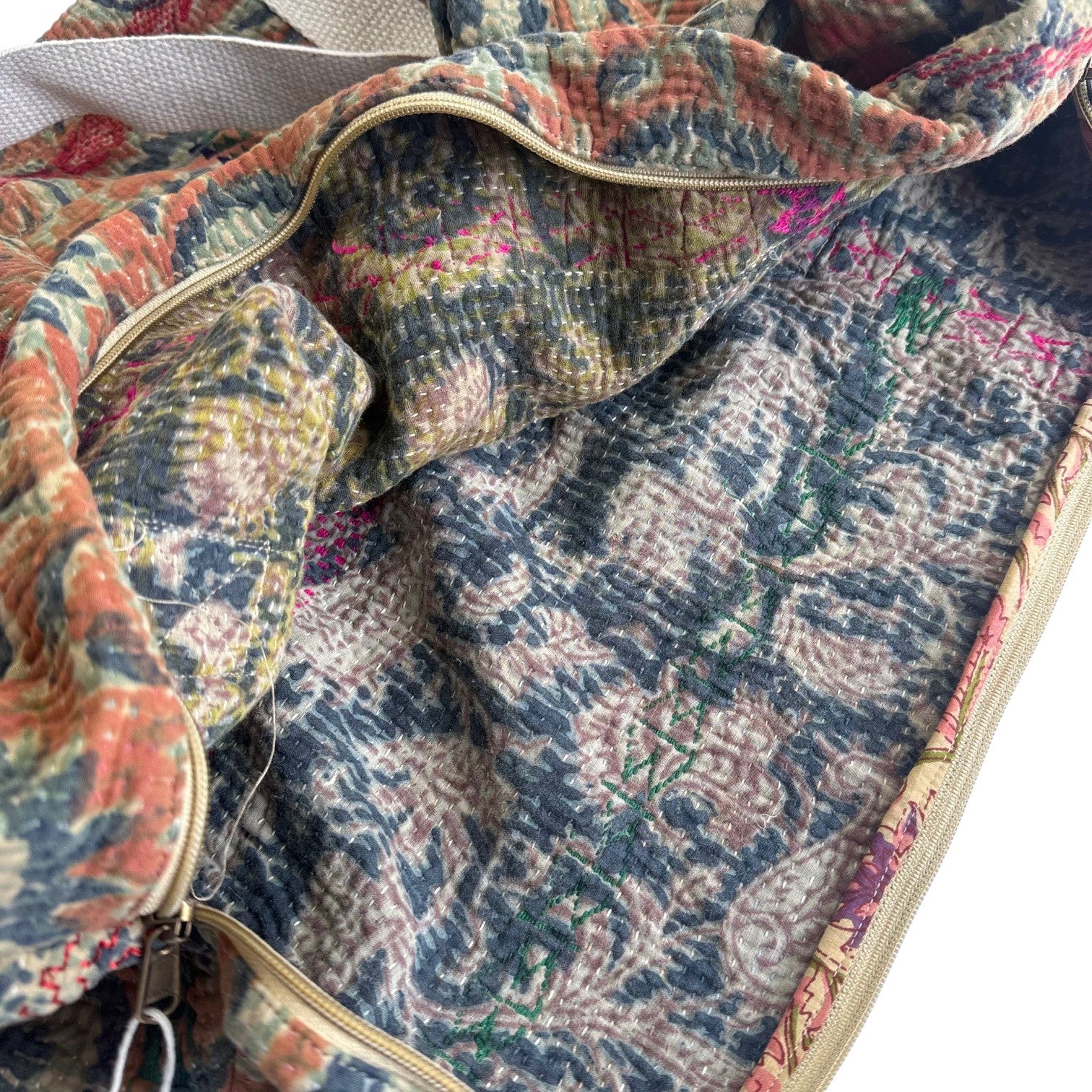 Sac week-end femme Kantha Bagru en coton artisanal vintage sac de voyage bohème Maison Bahan