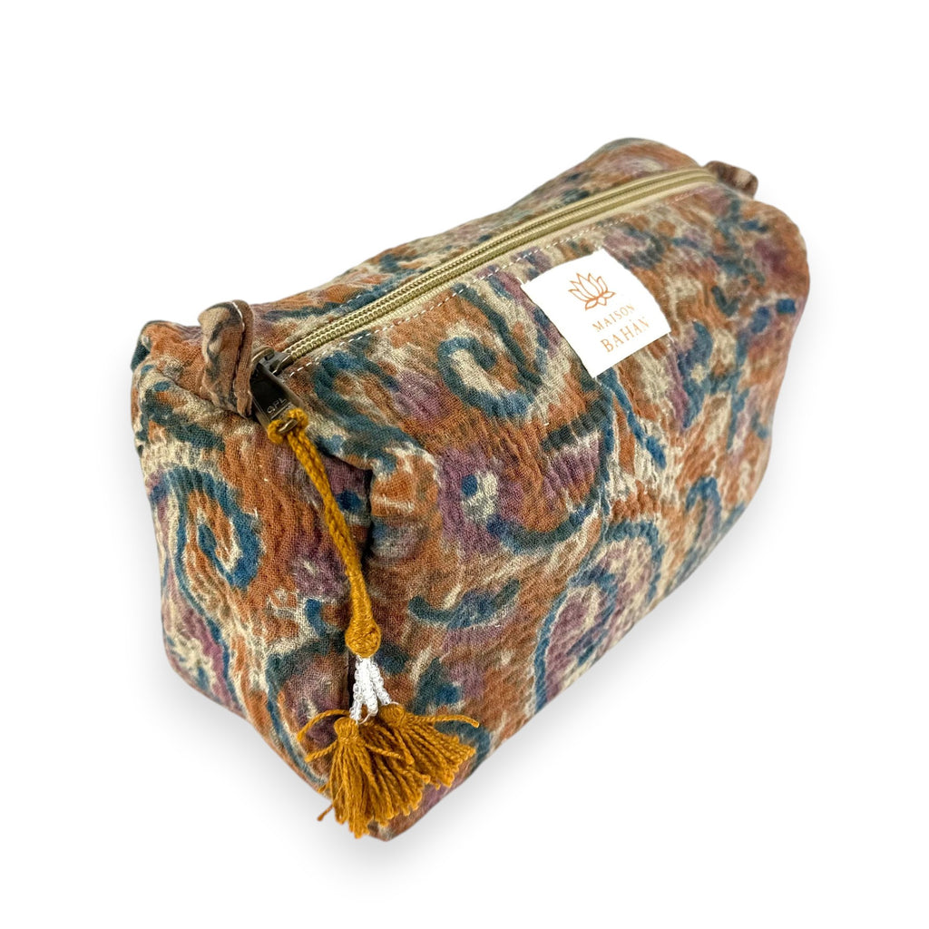Trousse toilette maquillage Kantha Bagru en coton artisanal vintage accessoire yoga bohème femme Maison Bahan