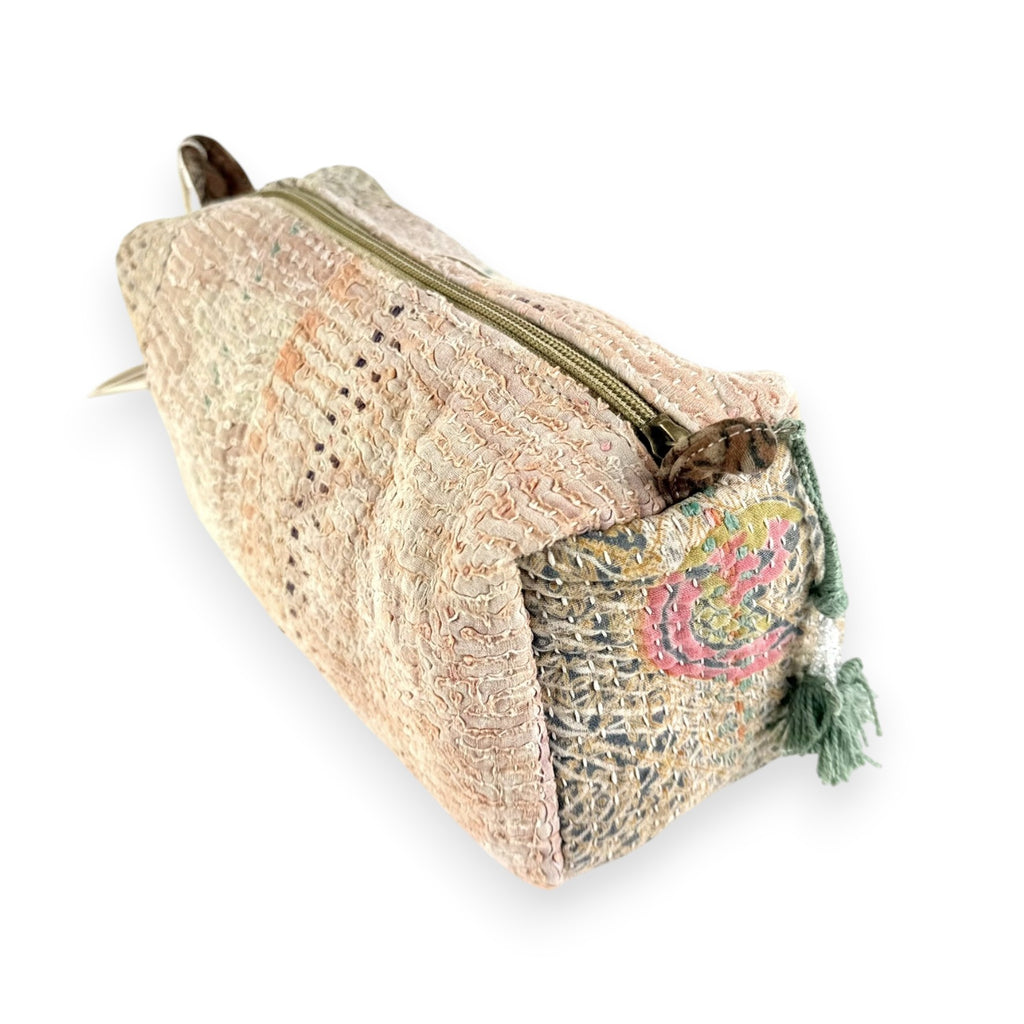 Trousse toilette maquillage Kantha Bagru en coton artisanal vintage accessoire yoga bohème femme Maison Bahan