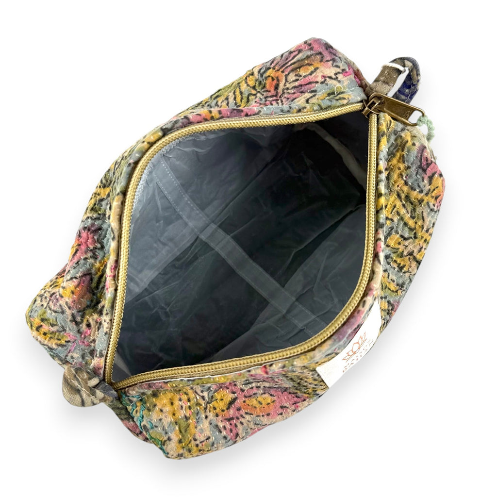 Trousse toilette maquillage Kantha Bagru en coton artisanal vintage accessoire yoga bohème femme Maison Bahan