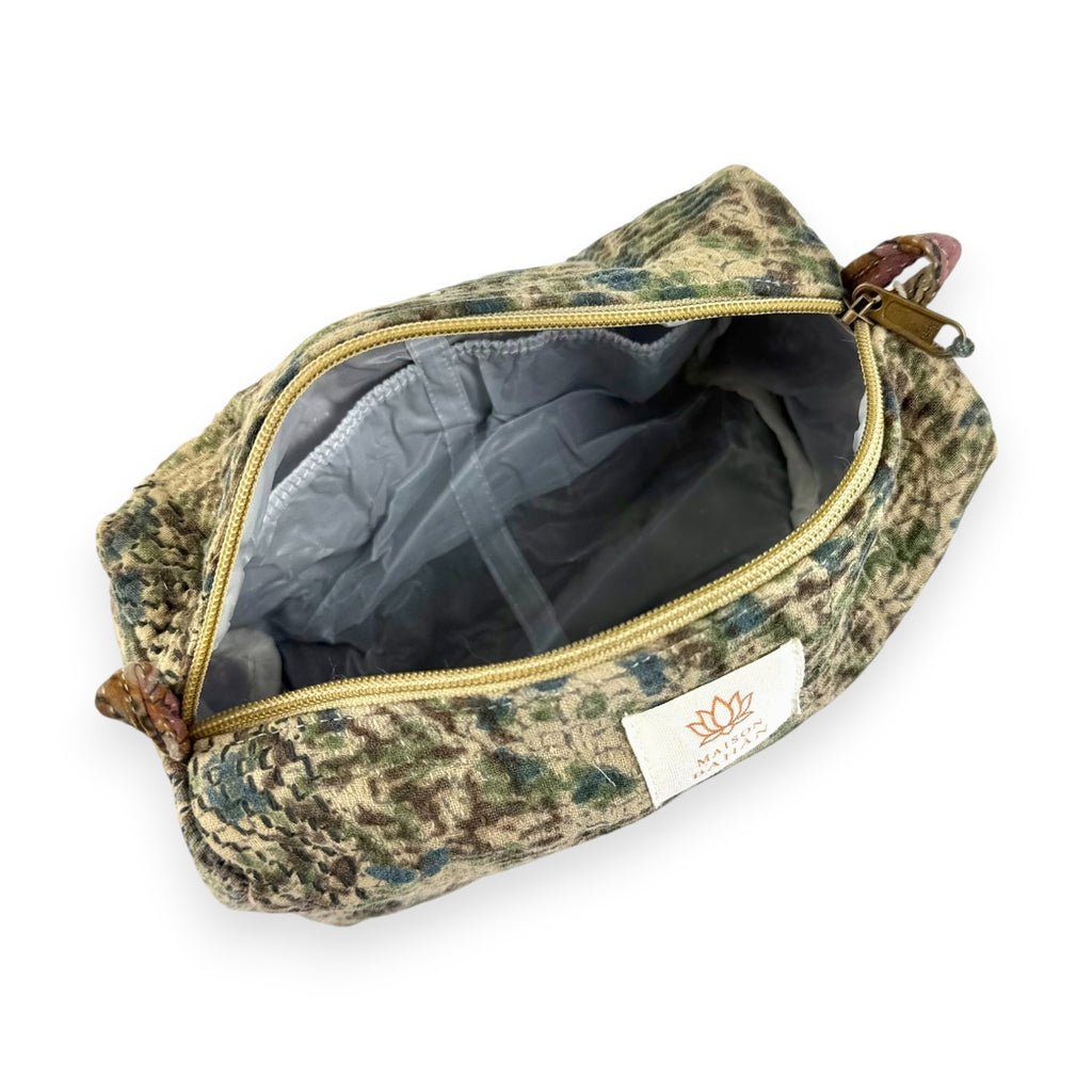 Trousse toilette maquillage Kantha Bagru en coton artisanal vintage accessoire yoga bohème femme Maison Bahan