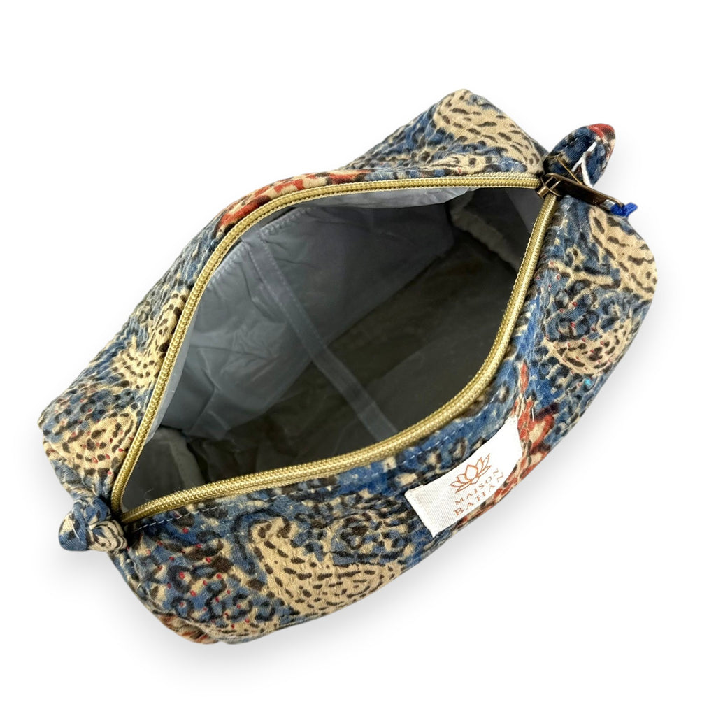 Trousse toilette maquillage Kantha Bagru en coton artisanal vintage accessoire yoga bohème femme Maison Bahan